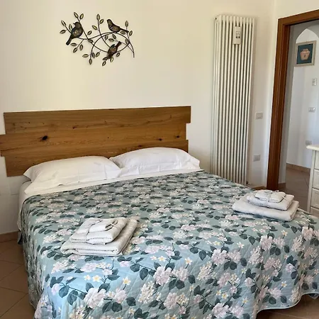 アパート Ca Bigia - In Casolare Con Piscina ペザロ